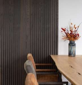 Floer-Akupanel-wandpaneel-mokka-zwart-eiken-sfeer