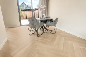 Floer Walvisgraat PVC vloer Noordkaper Natuur interieur woonkamer