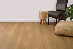 Floer-ComfyClick-PVC-Harderbroek-Warmbruin-sfeer