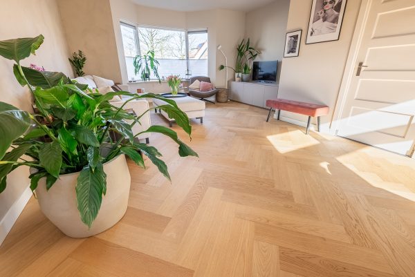 Floer-Hybride-Hout-Visgraat-vloer-Natuur-Eiken-product-10