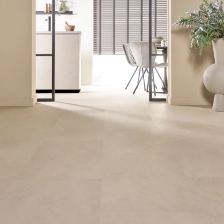 Floer-Tegel-Click-Vinyl-vloer-Betonlook-Beige-interieur-2