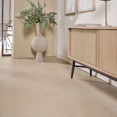 Floer-Tegel-Click-Vinyl-vloer-Betonlook-Beige-interieur-7