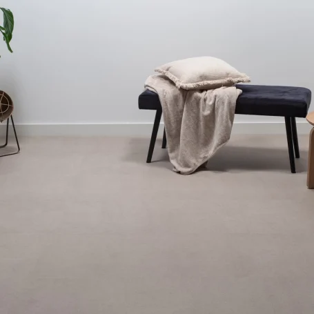 Floer-Tegel-PVC-Betonlook-Greige-sfeer-front