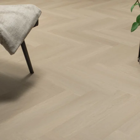 Floer-Visgraat-Vinyl-vloer-Beige-Eiken-sfeer-side