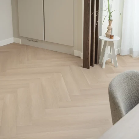 Floer-Walvisgraat-PVC-Zwaardvis-Zand-Interieur-16
