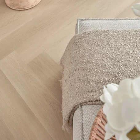 Floer-Walvisgraat-Vinyl-vloer-Zwaardvis-Zand-woonkamer-11