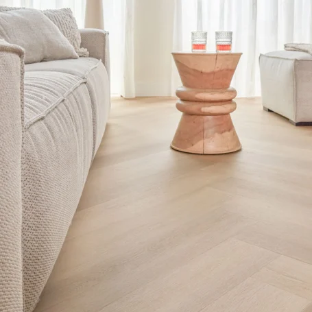 Floer-Walvisgraat-Vinyl-vloer-Zwaardvis-Zand-woonkamer-12