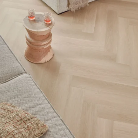 Floer-Walvisgraat-Vinyl-vloer-Zwaardvis-Zand-woonkamer-14
