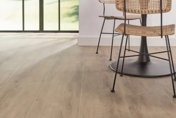 Floer Landhuis Vinyl vloer Grijze Eik woonkamer