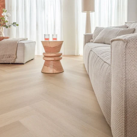Floer Walvisgraat Click Vinyl vloer Zwaardvis Zand woonkamer