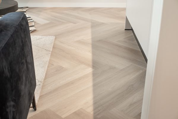 Floer-Walvisgraat-Click-PVC-Orka-Onbehandeld-Klantfoto-3